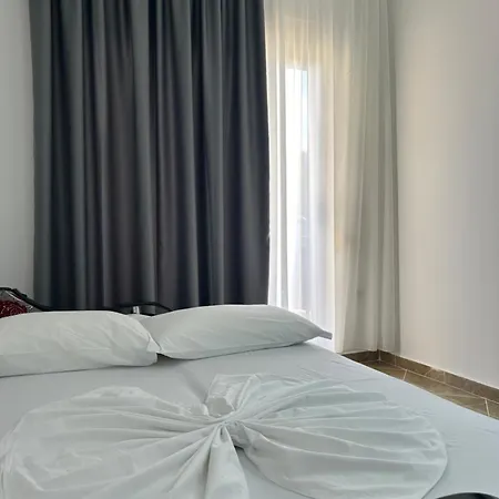Apartament's Dejvi * فلورا